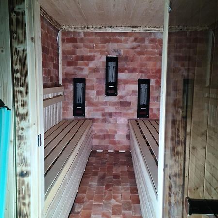 Vila Muntii Bucegi & Spa Bran  Ngoại thất bức ảnh