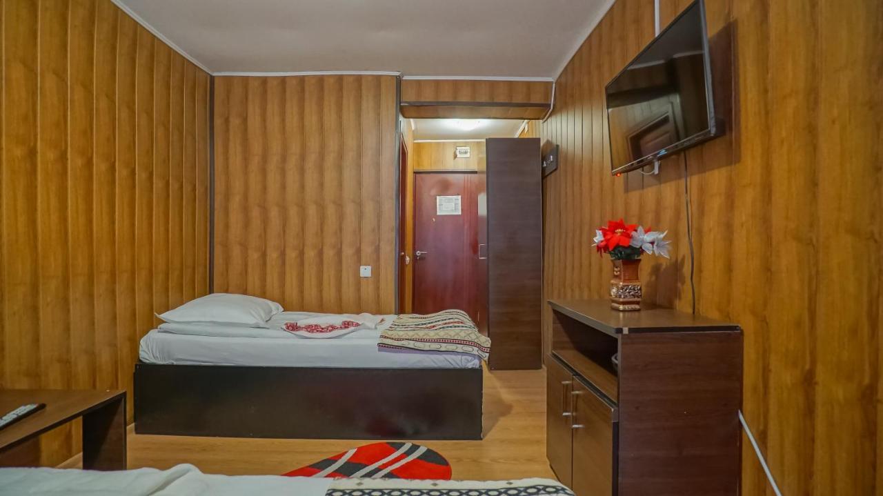 Vila Muntii Bucegi & Spa Bran  Ngoại thất bức ảnh