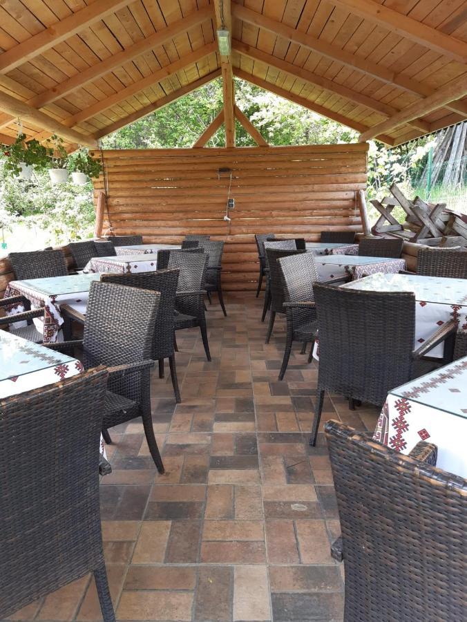 Vila Muntii Bucegi & Spa Bran  Ngoại thất bức ảnh