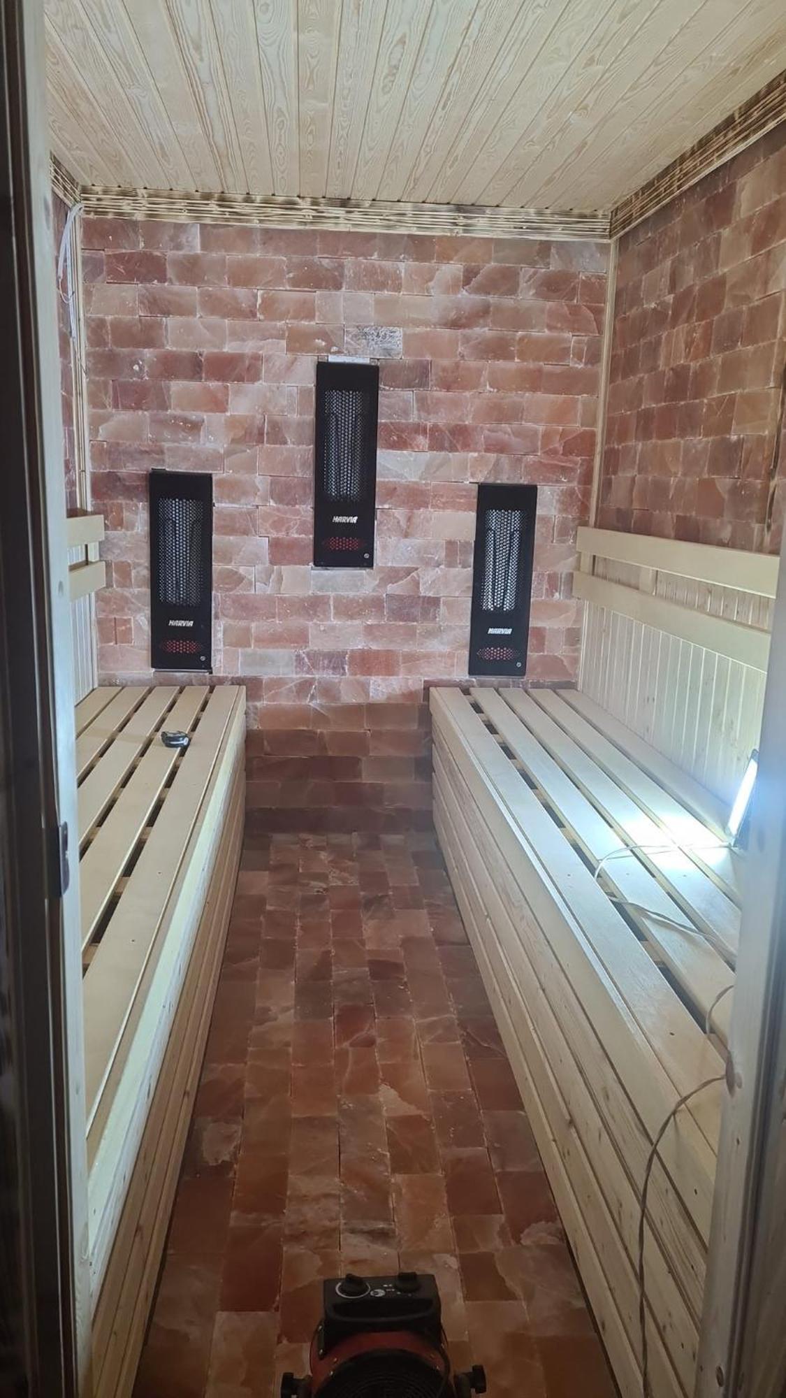Vila Muntii Bucegi & Spa Bran  Ngoại thất bức ảnh