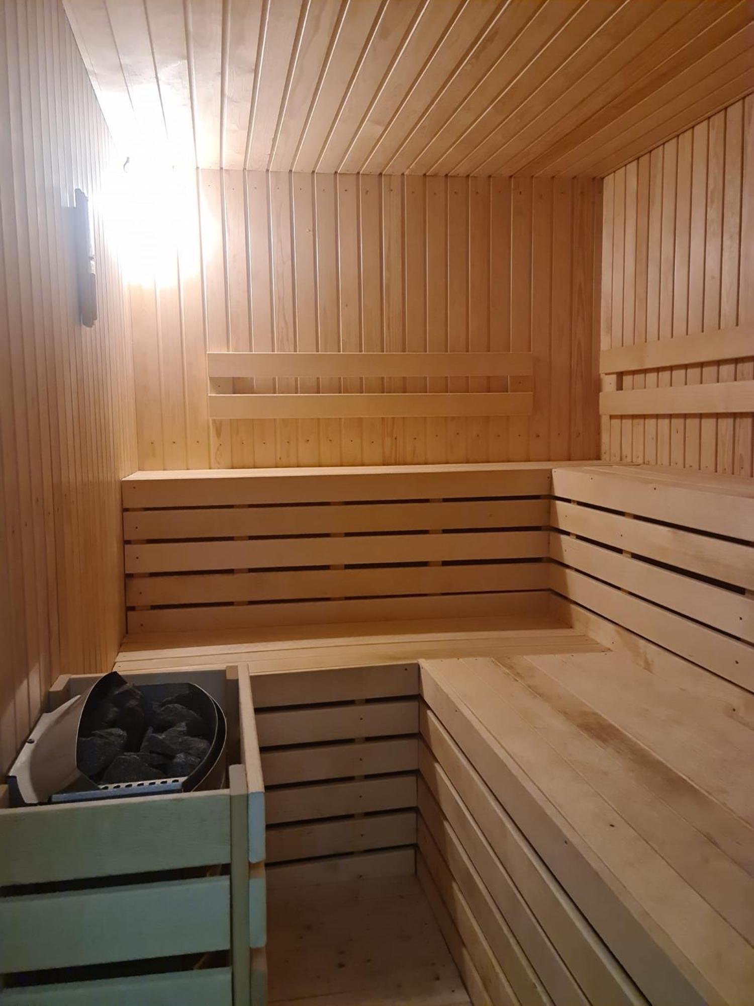 Vila Muntii Bucegi & Spa Bran  Ngoại thất bức ảnh