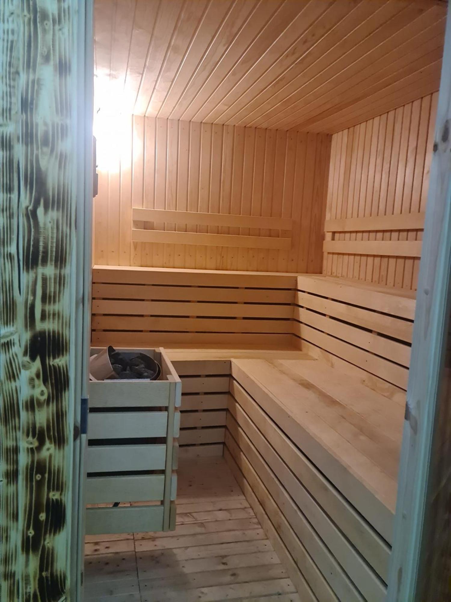 Vila Muntii Bucegi & Spa Bran  Ngoại thất bức ảnh